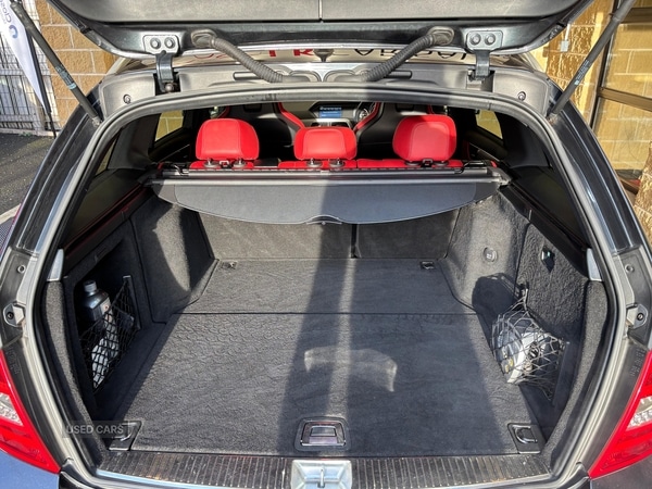 Used Mercedes-Benz C Class 2013 for sale - 76702735: Photo 38