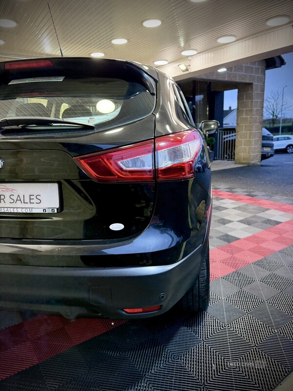 Used Nissan Qashqai 2015 for sale - 76608745: Photo 12