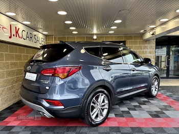 Used Hyundai Santa Fe 2018 for sale - 75564546: Photo