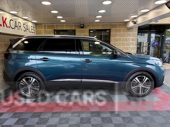 Used Peugeot 5008 2017 for sale - 78763569: Photo
