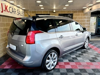 Used Peugeot 5008 2017 for sale - 79256585: Photo