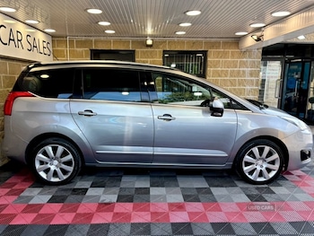 Used Peugeot 5008 2017 for sale - 79256585: Photo