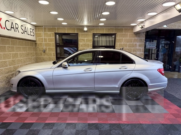 Used Mercedes-Benz C Class 2014 for sale - 77497731: Photo 6