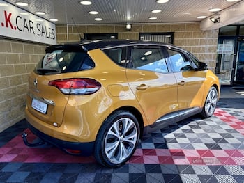 Used Renault Scenic 2018 for sale - 79677964: Photo