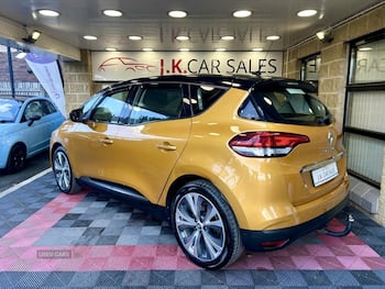 Used Renault Scenic 2018 for sale - 79677964: Photo