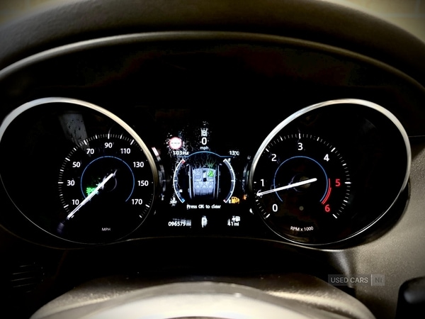 Used Jaguar F-Pace 2017 for sale - 76327438: Photo 11