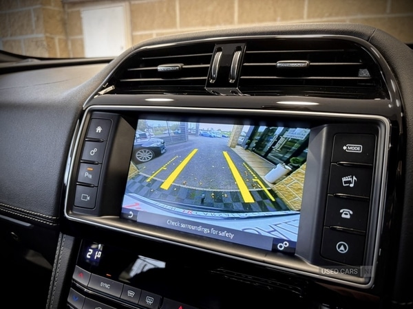 Used Jaguar F-Pace 2017 for sale - 76327438: Photo 17