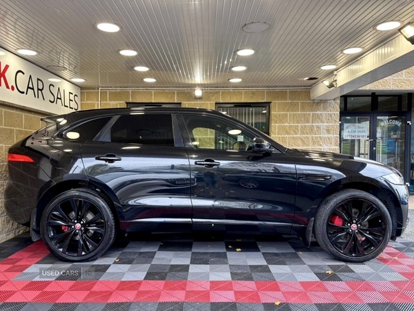 Used Jaguar F-Pace 2017 for sale - 76327438: Photo 3