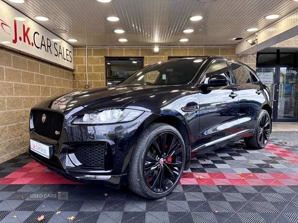 Used Jaguar F-Pace 2017 for sale - 76327438: Photo 4