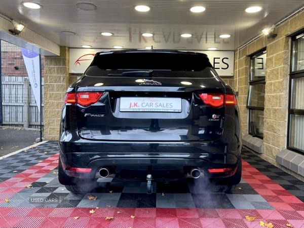 Used Jaguar F-Pace 2017 for sale - 76327438: Photo 8