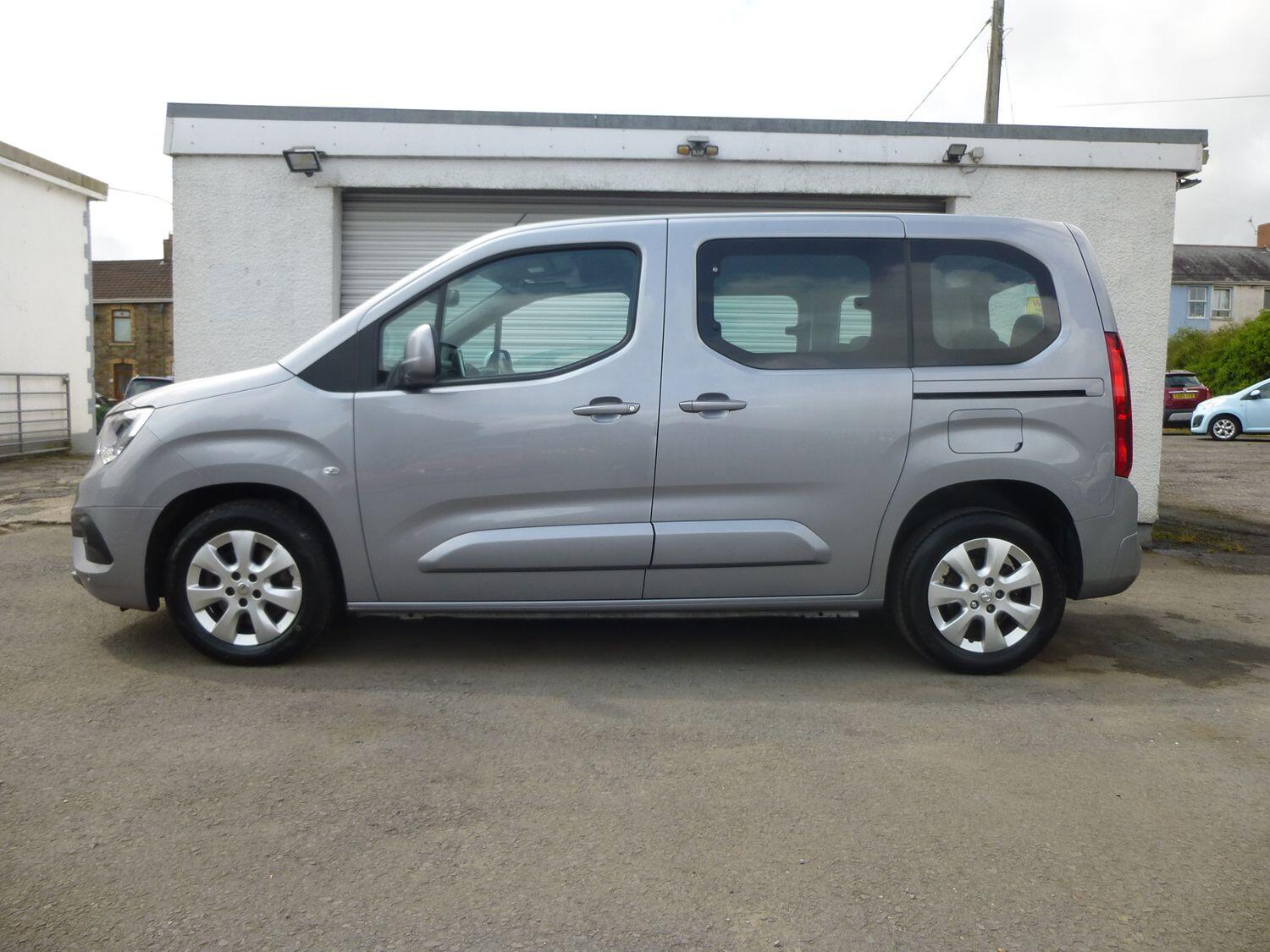 Used Vauxhall Combo Life 2019 for sale - 77464658: Photo 2