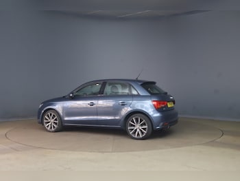Used Audi A1 2016 for sale - 77891543: Photo