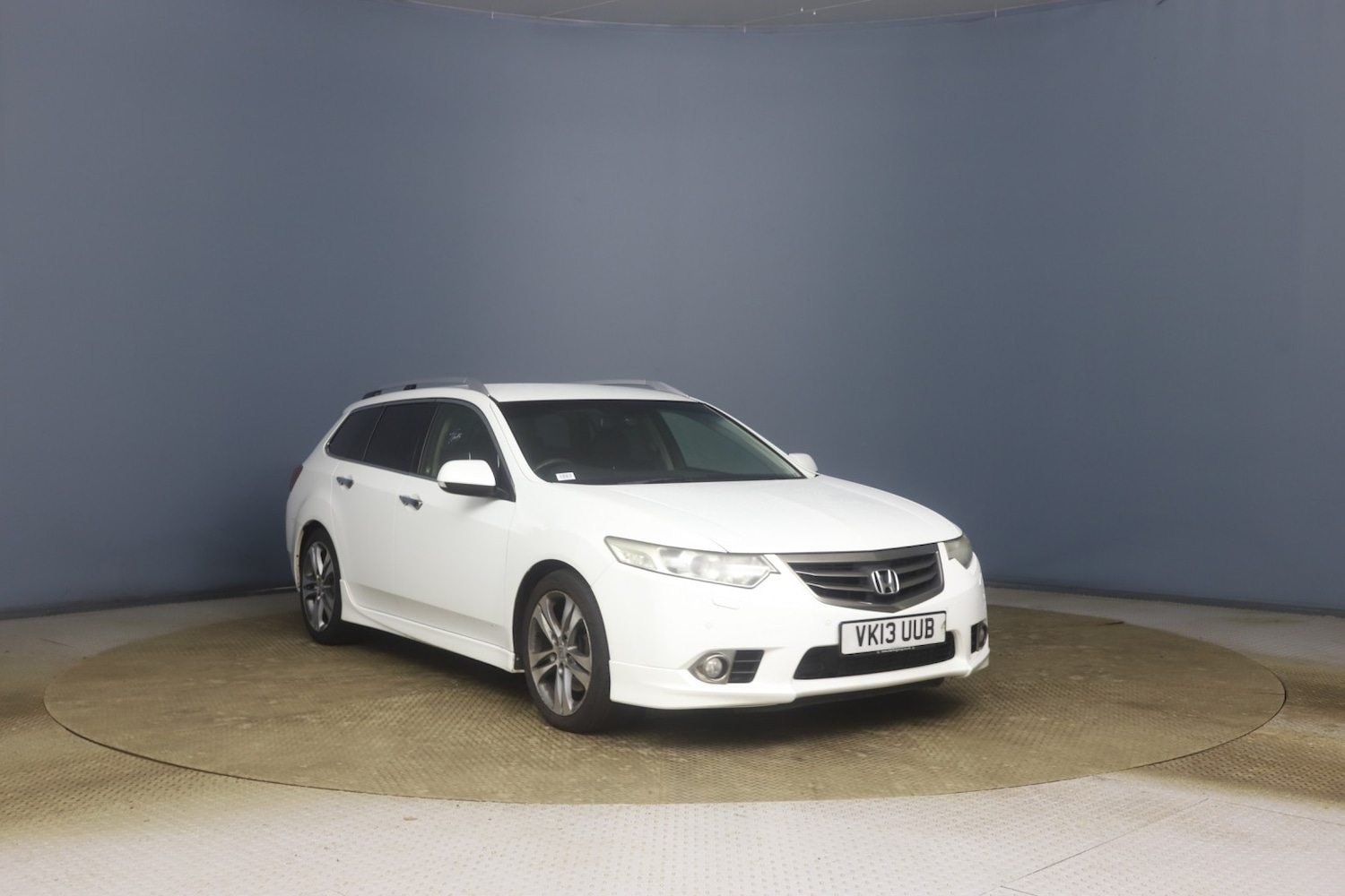 Used Honda Accord 2013 for sale - 77891560: Photo 2