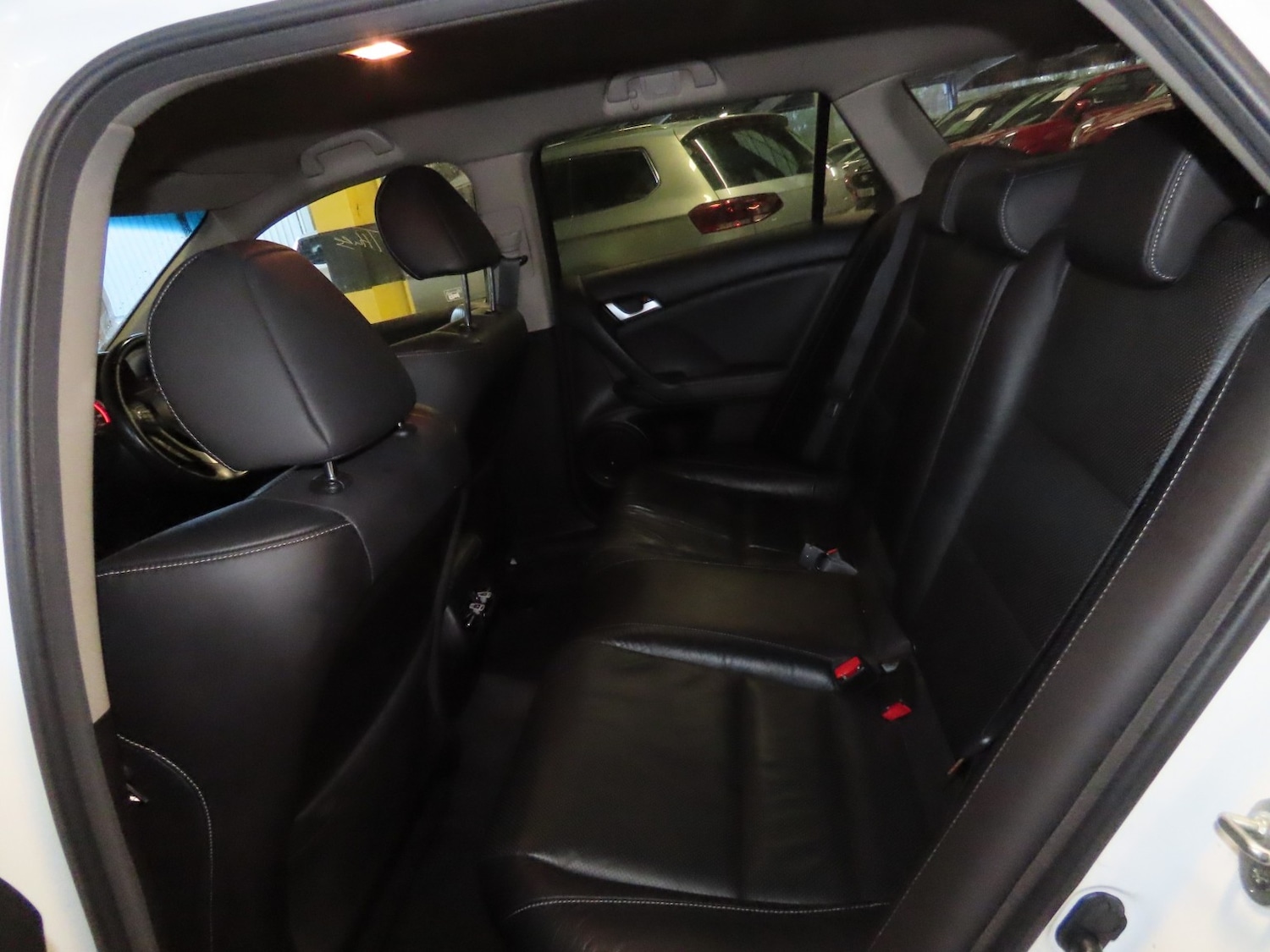 Used Honda Accord 2013 for sale - 77891560: Photo 9