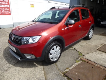 Used Dacia Sandero Stepway 2017 for sale - 78383362: Photo
