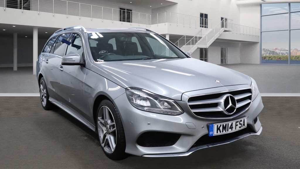 Used Mercedes-Benz E Class 2014 for sale - 77508636: Photo 2