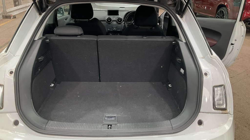 Used Audi A1 2013 for sale - 78018431: Photo 9