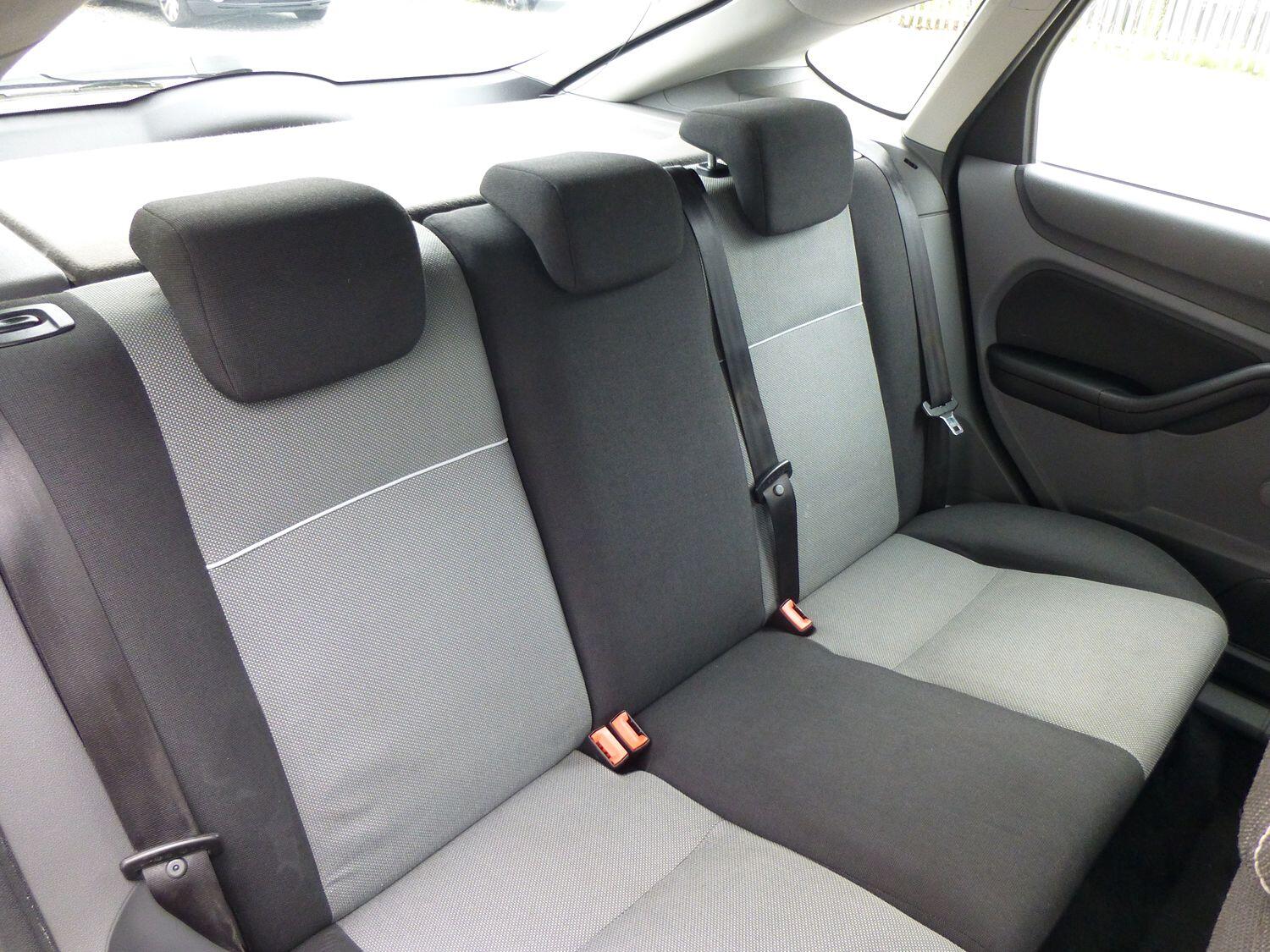 Used Ford Focus 2010 for sale - 77578417: Photo 11