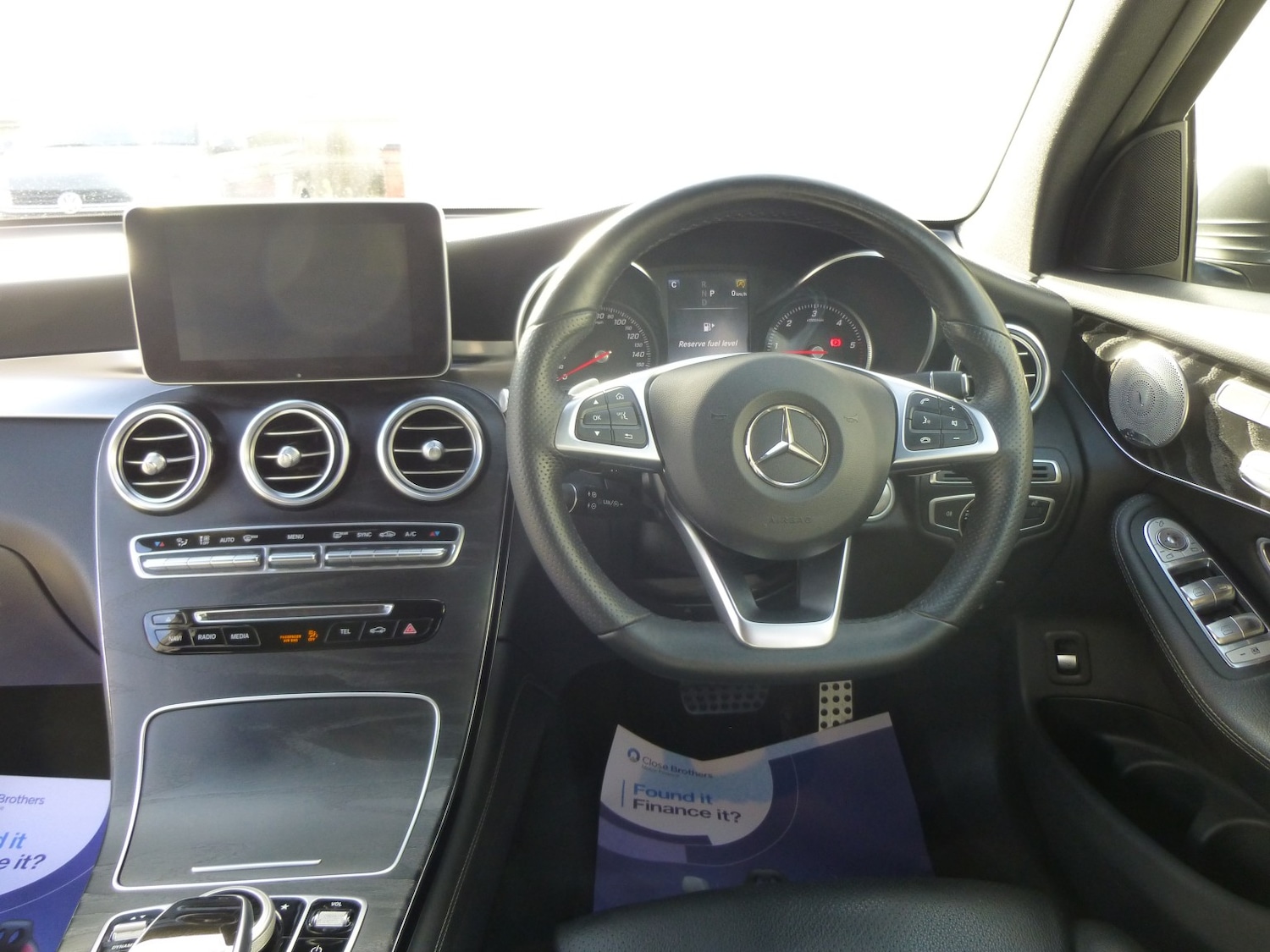 Used Mercedes-Benz GLC 2016 for sale - 76769570: Photo 8