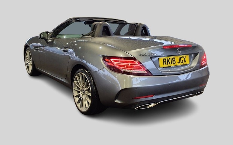 Used Mercedes-Benz SLC 2018 for sale - 77578437: Photo 2