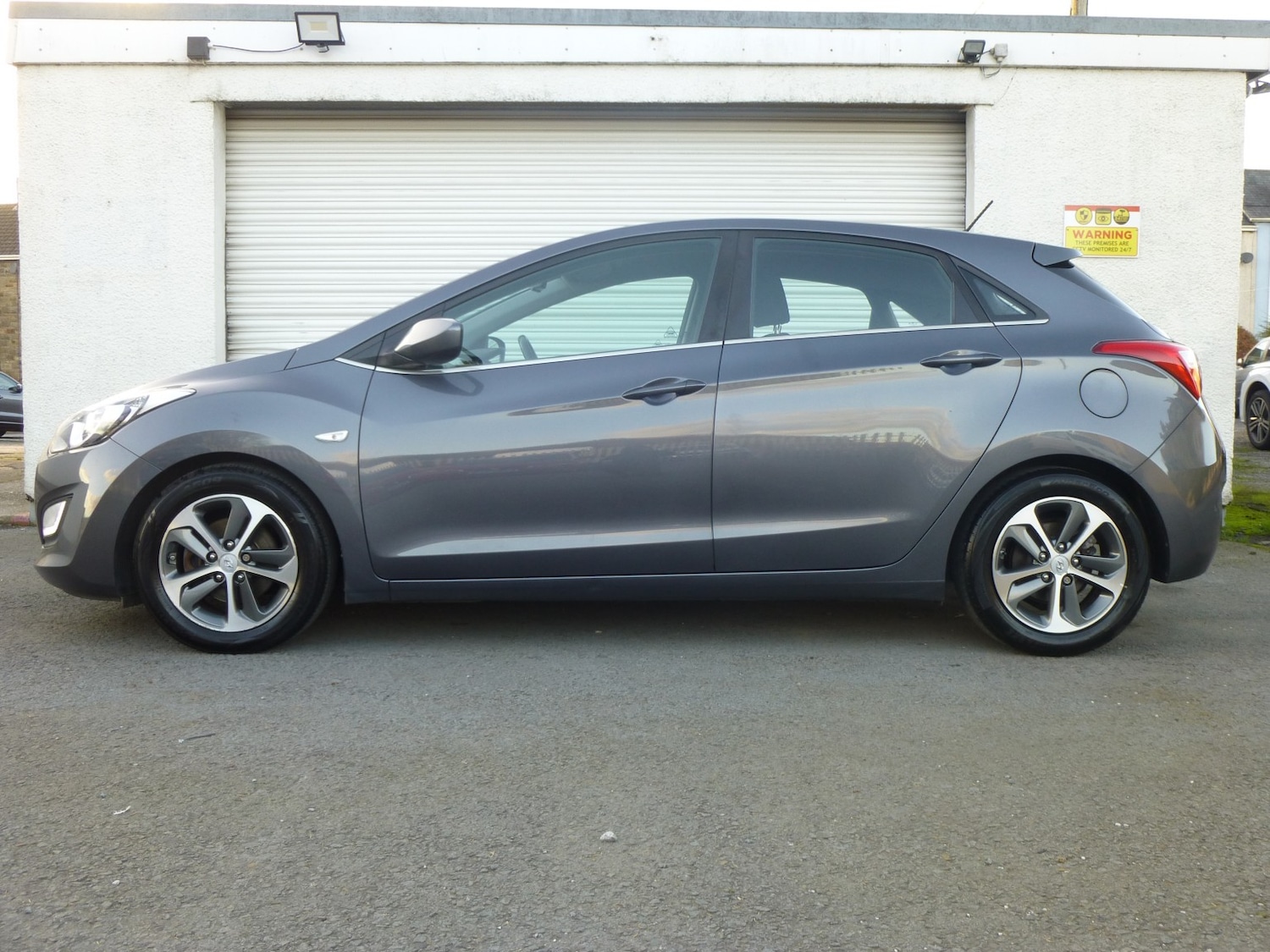Used Hyundai i30 2016 for sale - 76769601: Photo 2
