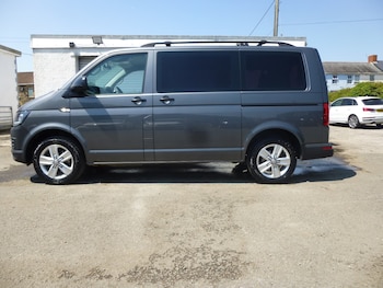 Used Volkswagen Transporter Shuttle 2019 for sale - 79156663: Photo
