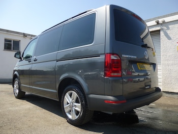 Used Volkswagen Transporter Shuttle 2019 for sale - 79156663: Photo
