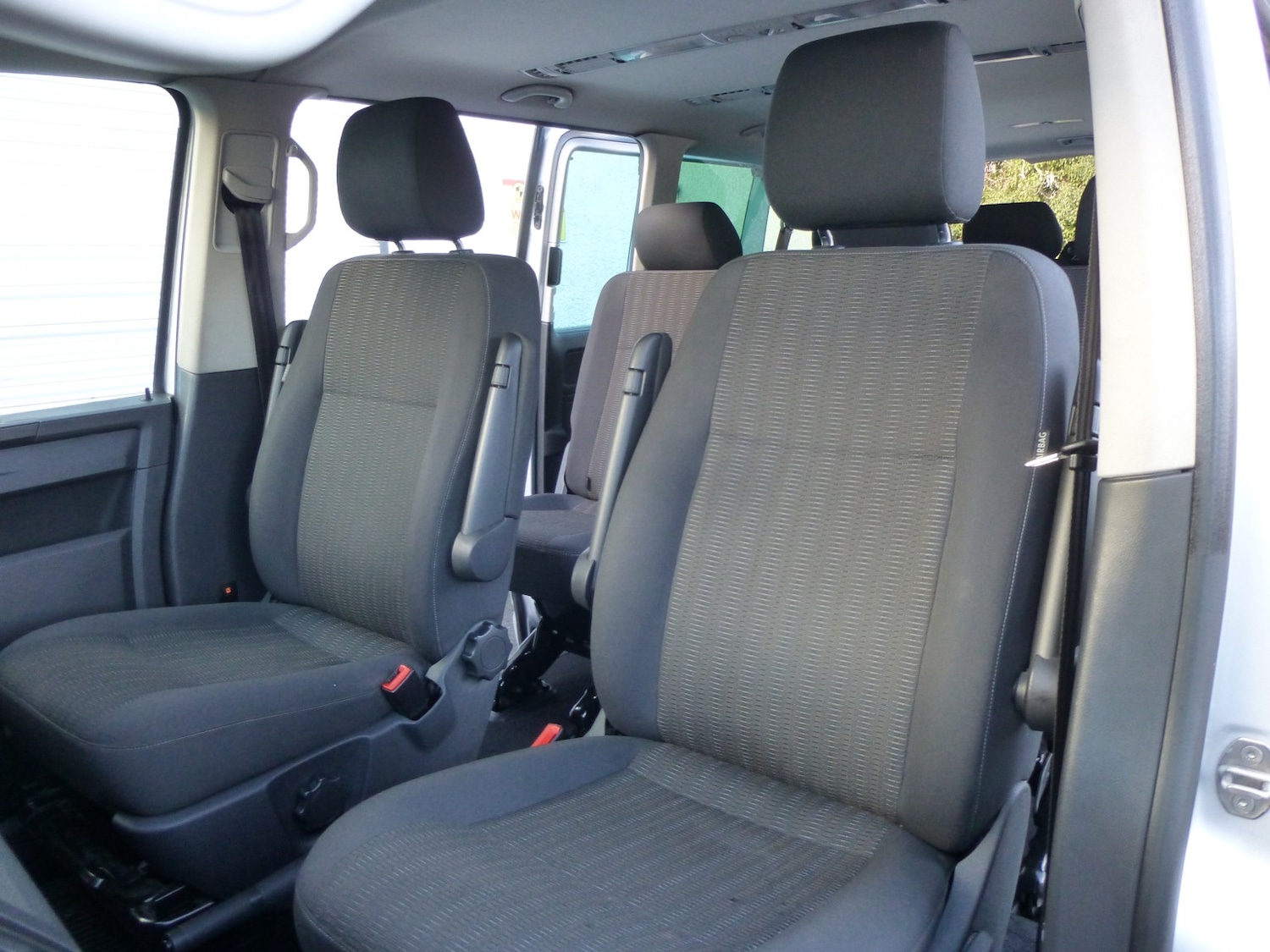 Used Volkswagen Transporter Shuttle 2019 for sale - 77258574: Photo 8