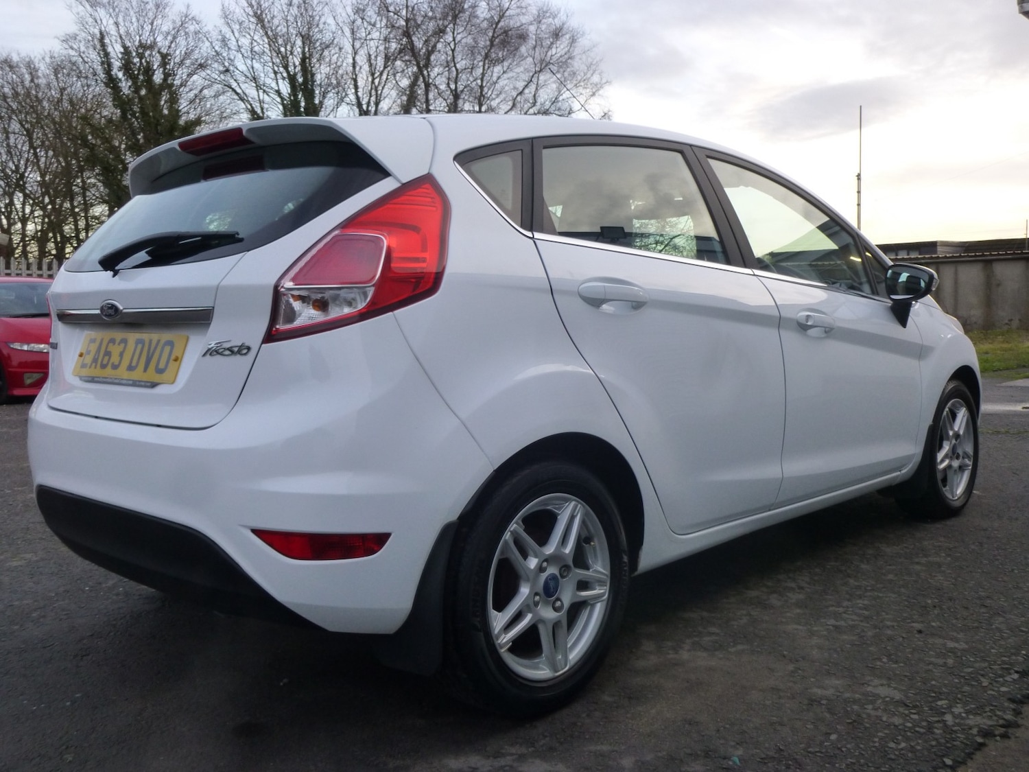 Used Ford Fiesta 2013 for sale - 76666084: Photo 5