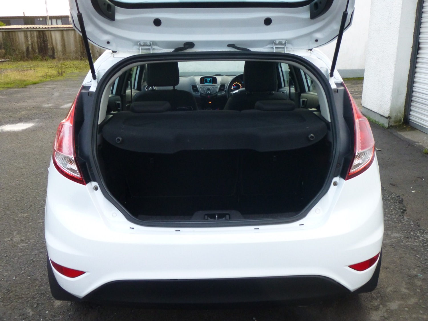 Used Ford Fiesta 2013 for sale - 76666084: Photo 6