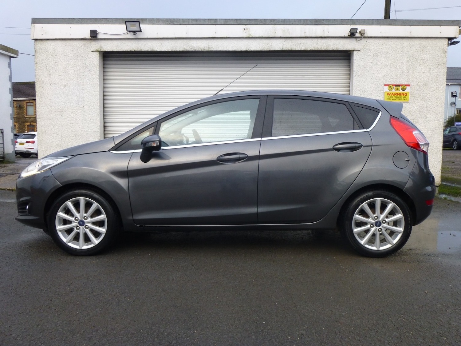 Used Ford Fiesta 2017 for sale - 77578462: Photo 2