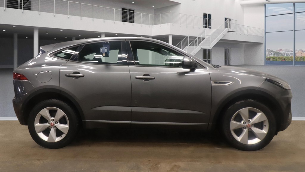 Used Jaguar E-Pace 2018 for sale - 77080822: Photo 3