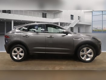 Used Jaguar E-Pace 2018 for sale - 77080822: Photo