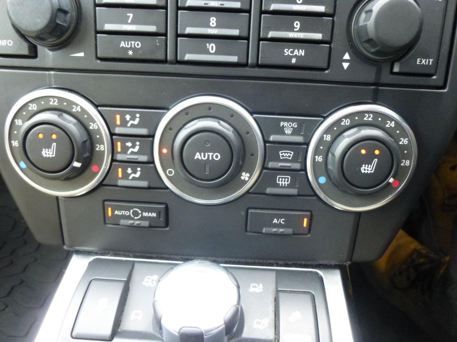 Used Land Rover Freelander 2012 for sale - 77241920: Photo 15