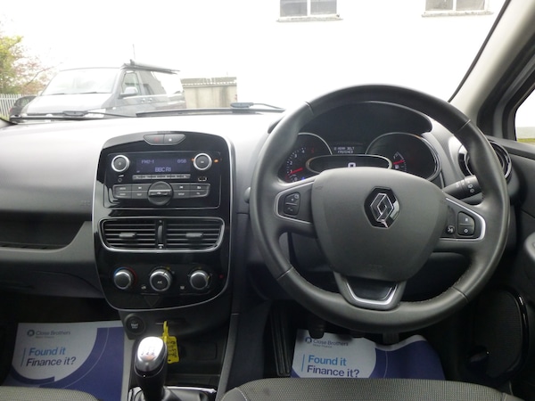Used Renault Clio 2025 for sale - 76257603: Photo 7