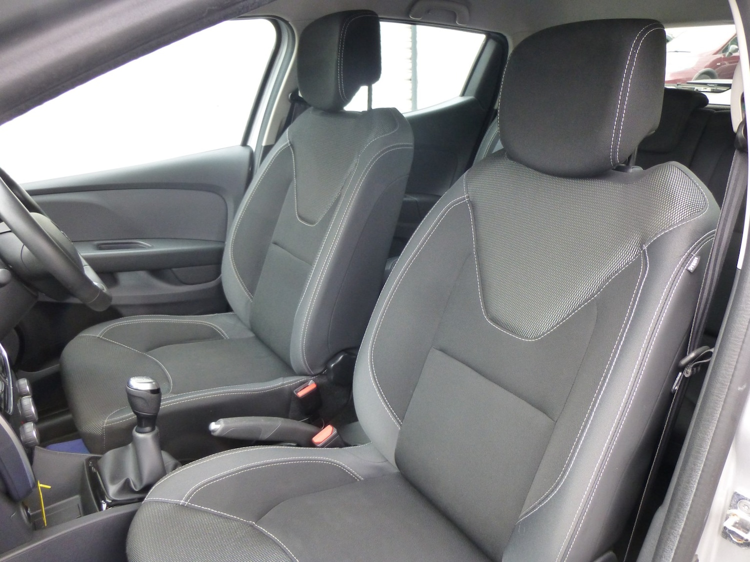 Used Renault Clio 2025 for sale - 76257603: Photo 8