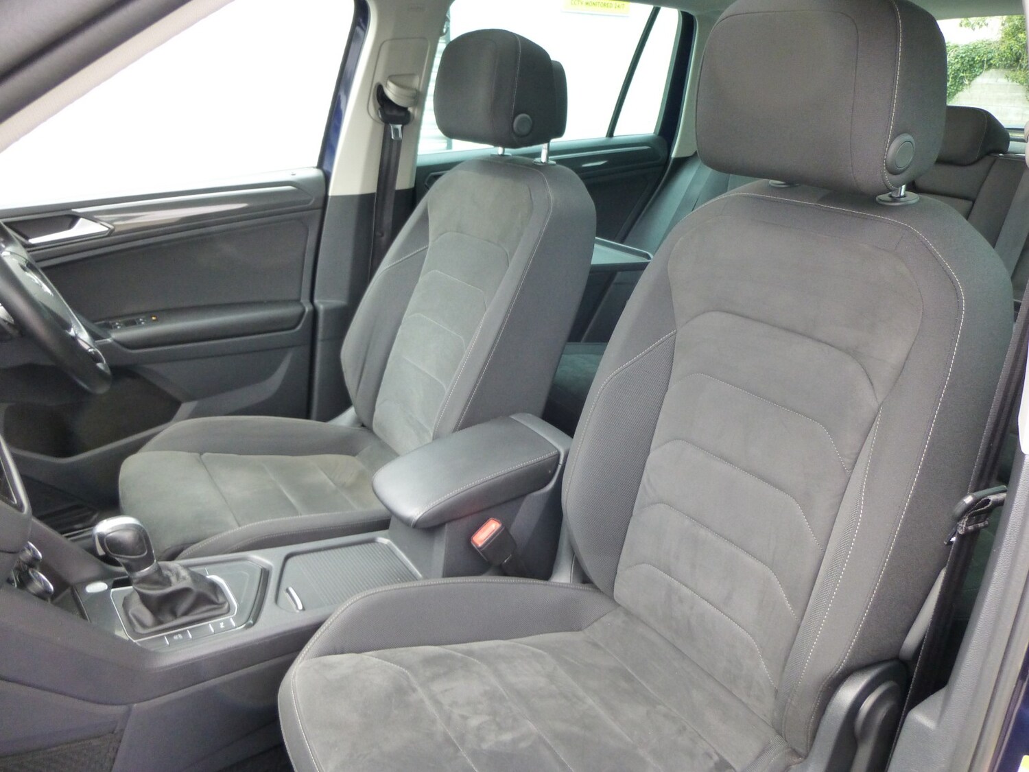 Used Volkswagen Tiguan 2017 for sale - 77578409: Photo 8