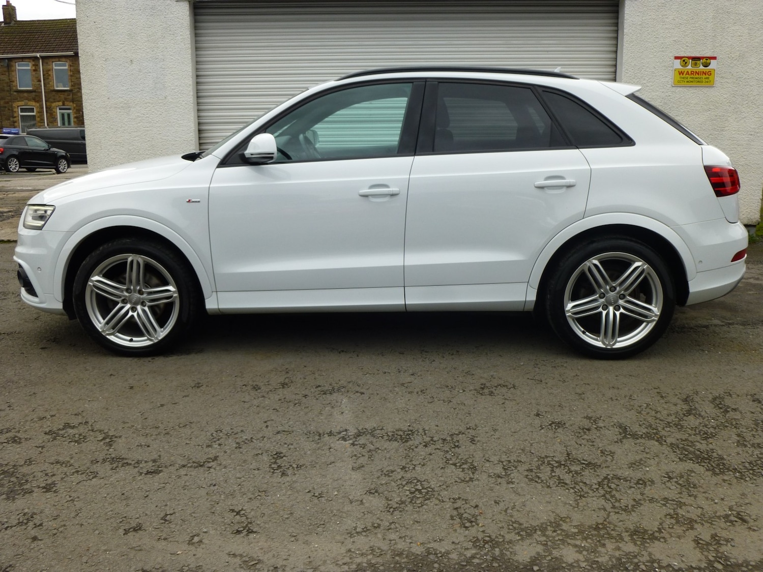 Used Audi Q3 2014 for sale - 77578413: Photo 2