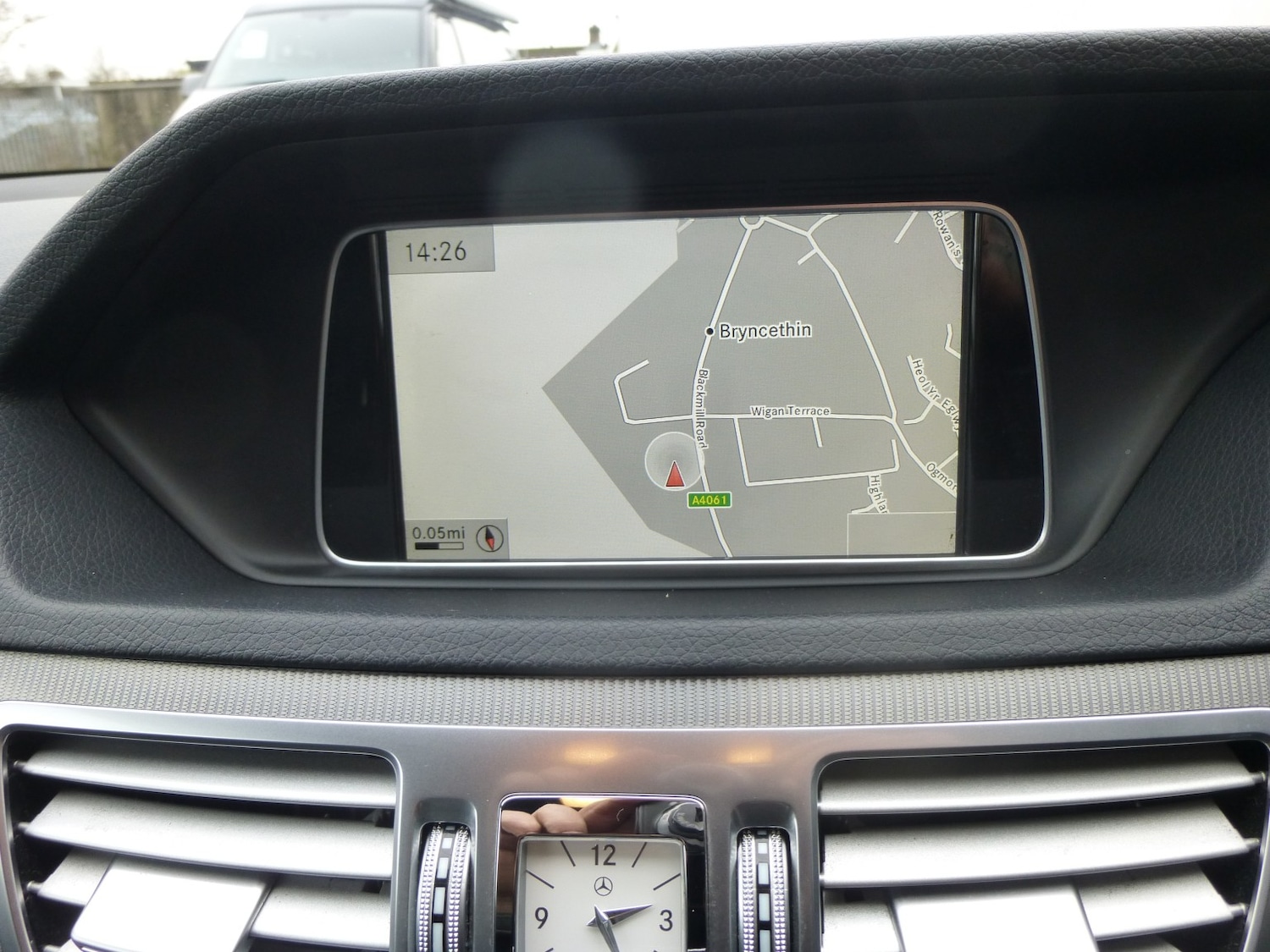 Used Mercedes-Benz E Class 2014 for sale - 77578426: Photo 16