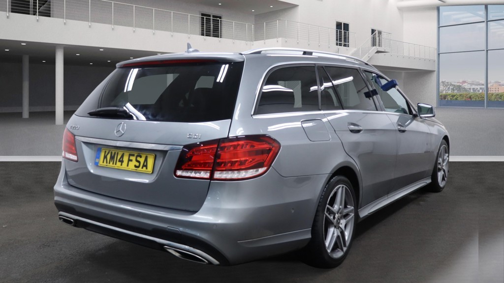 Used Mercedes-Benz E Class 2014 for sale - 77578426: Photo 4