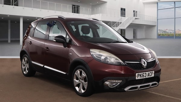 Used Renault Scenic 2013 for sale - 76281420: Photo 2