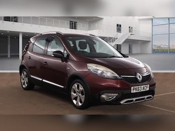 Used Renault Scenic 2013 for sale - 76281420: Photo 2