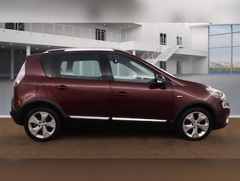 Used Renault Scenic 2013 for sale - 76281420: Photo 3