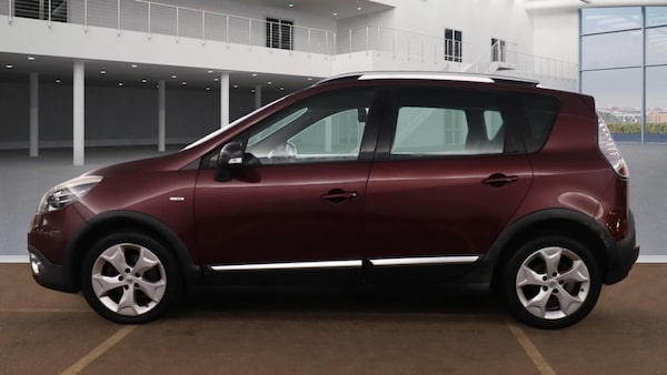 Used Renault Scenic 2013 for sale - 76281420: Photo 6