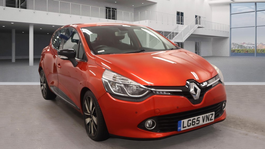 Used Renault Clio 2015 for sale - 76446034: Photo 2