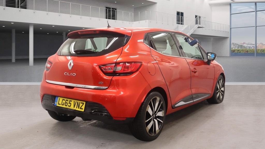 Used Renault Clio 2015 for sale - 76446034: Photo 6