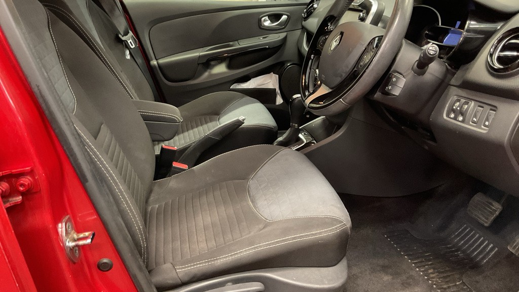 Used Renault Clio 2015 for sale - 76446034: Photo 8