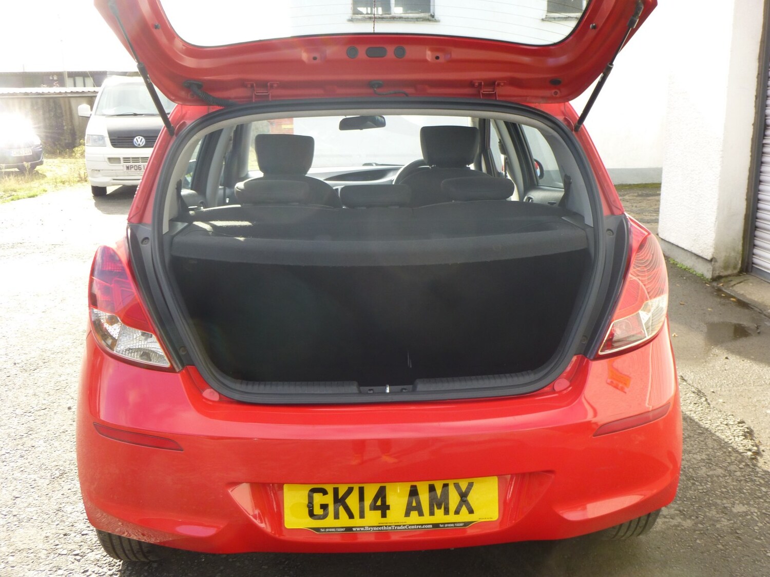 Used Hyundai i20 2014 for sale - 76376888: Photo 5