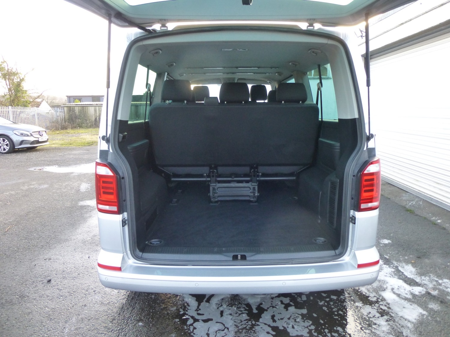 Used Volkswagen Transporter 2018 for sale - 77470217: Photo 14