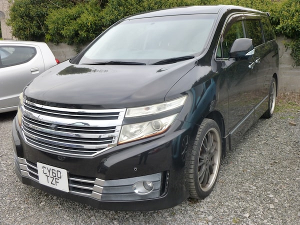 Used Nissan Elgrand 2021 for sale - 76257646: Photo 1
